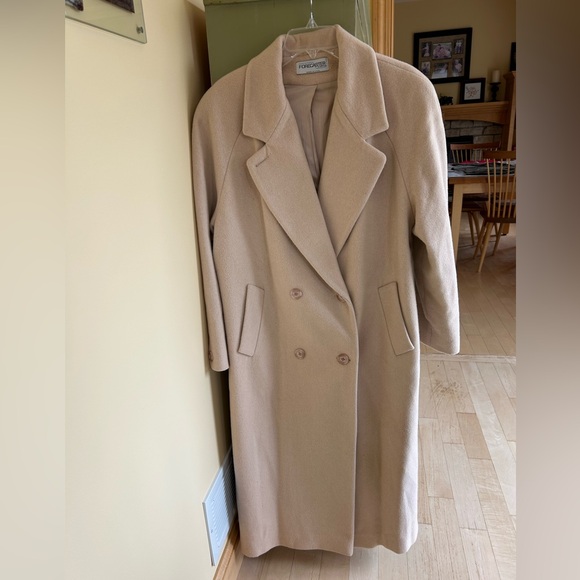 Vintage Forecaster of Boston Wool/Angora Blend Cream Overcoat, Size 14 - Picture 1 of 11